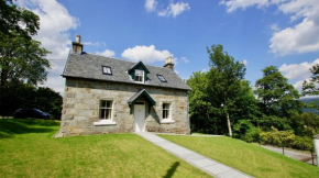 Edinample Lodge